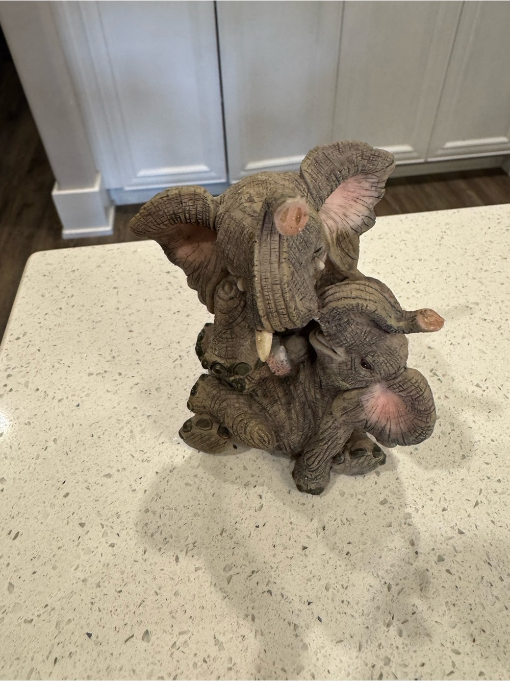 Source Unknown Gray and Pink Elephant Family Sculpture